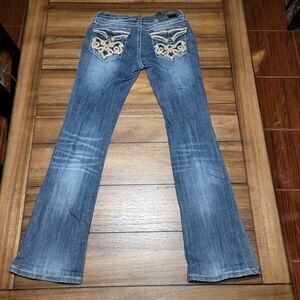 Grace in LA Jeans Low Rise Decorated Back Pockets - Size 5/26